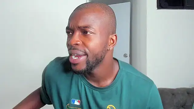 Dylan Taylor online show from April 4, 11:18 am