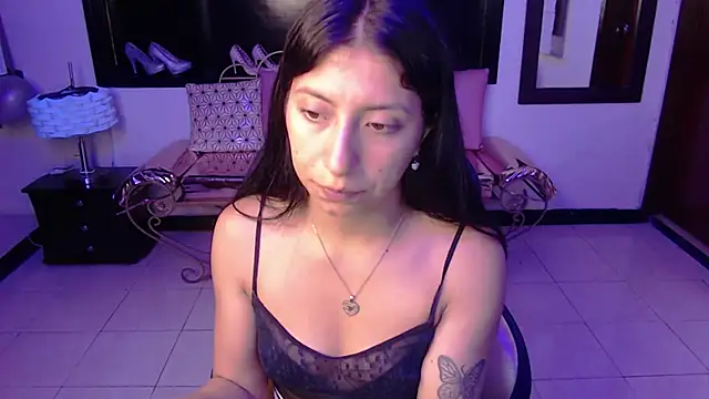 Angela Diaz  online show from January 25, 11:34 am