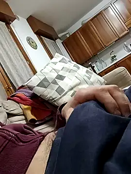 Snapshot of dariodario chatting on January 13, 11:49 pm dariodario online show from January 13, 11:49 pm