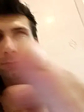 Snapshot of dariodario chatting on January 22, 10:05 pm dariodario online show from January 22, 10:05 pm