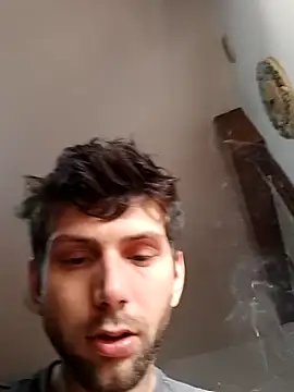 Snapshot of dariodario chatting on February 2, 8:35 am dariodario online show from February 2, 8:35 am