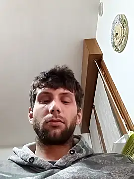 Snapshot of dariodario chatting on February 8, 8:42 am dariodario online show from February 8, 8:42 am