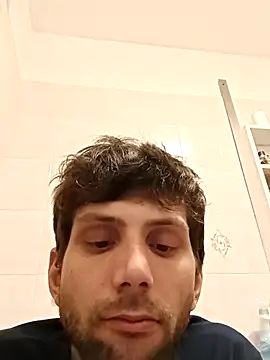 Snapshot of dariodario chatting on February 23, 2:04 pm dariodario online show from February 23, 2:04 pm