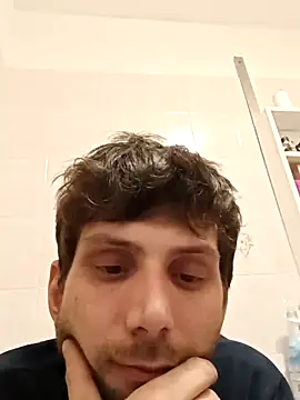 Snapshot of dariodario chatting on February 23, 8:11 pm dariodario online show from February 23, 8:11 pm