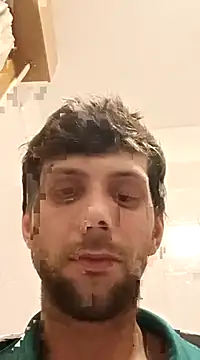 Snapshot of dariodario chatting on February 24, 10:47 pm dariodario online show from February 24, 10:47 pm