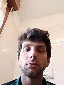 Snapshot of dariodario chatting on March 4, 10:46 am dariodario online show from March 4, 10:46 am