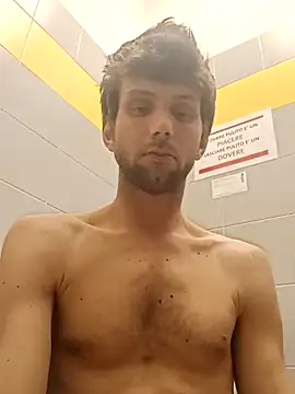 Snapshot of dariodario chatting on March 7, 5:49 pm dariodario online show from March 7, 5:49 pm