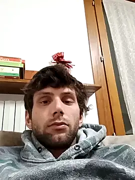 Snapshot of dariodario chatting on March 9, 11:14 am dariodario online show from March 9, 11:14 am