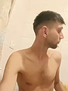 Snapshot of dariodario chatting on March 18, 9:53 pm dariodario online show from March 18, 9:53 pm