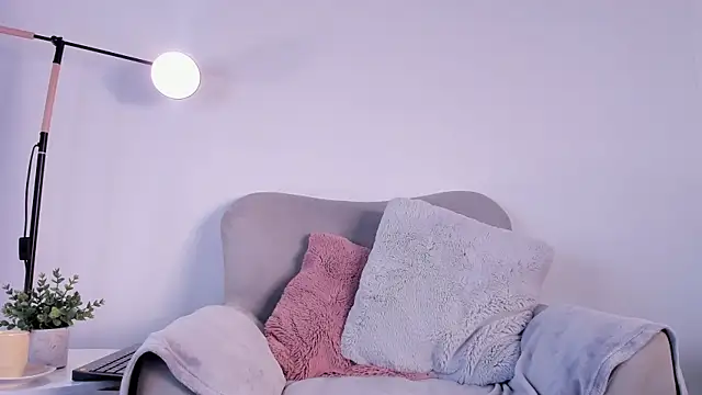 EmmaaCoel online show from February 22, 7:14 pm