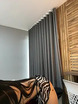  AmberSmithh online show from February 6, 11:43 am