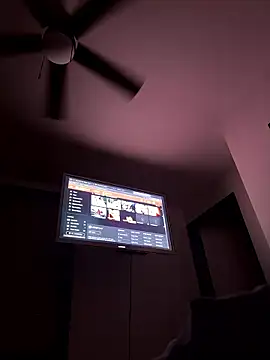 funcouple012 online show from January 12, 6:18 am