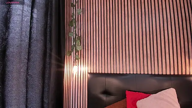 Victoria Ponce1 online show from February 12, 6:40 pm