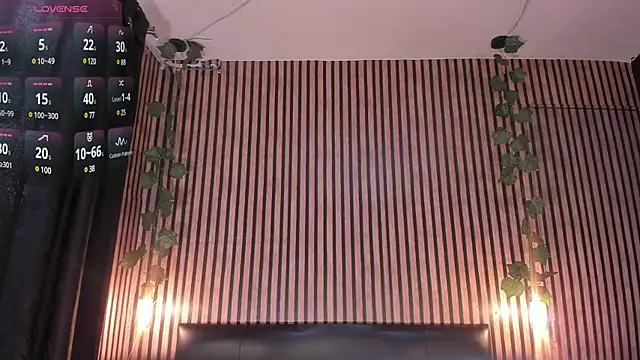 Victoria Ponce1 online show from March 12, 9:35 pm