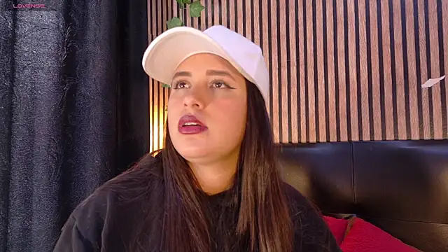 Victoria Ponce1 online show from September 17, 8:10 pm