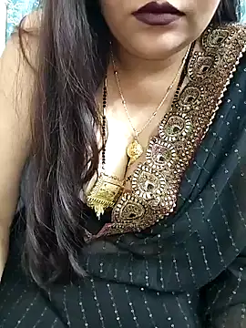 Snapshot of Mayuri77 chatting on February 3, 10:25 am Mayuri77 online show from February 3, 10:25 am