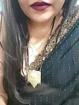 Snapshot of Mayuri77 chatting on February 9, 6:01 am Mayuri77 online show from February 9, 6:01 am