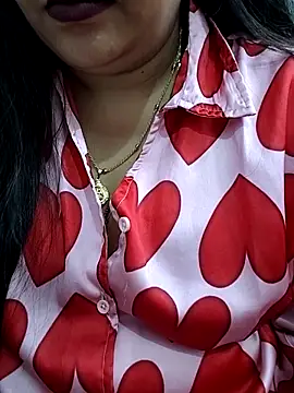 Snapshot of Mayuri77 chatting on February 17, 8:26 pm Mayuri77 online show from February 17, 8:26 pm