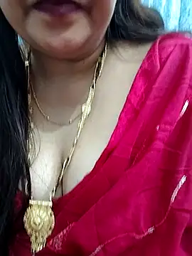 Snapshot of Mayuri77 chatting on February 22, 11:24 pm Mayuri77 online show from February 22, 11:24 pm