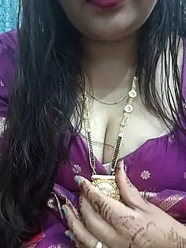 Snapshot of Mayuri77 chatting on March 3, 9:55 am Mayuri77 online show from March 3, 9:55 am