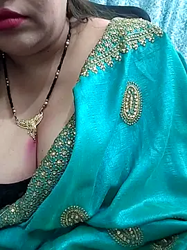 Snapshot of Mayuri77 chatting on March 14, 9:43 pm Mayuri77 online show from March 14, 9:43 pm