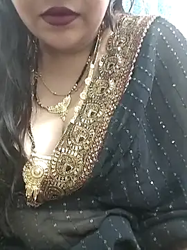 Snapshot of Mayuri77 chatting on March 22, 4:37 pm Mayuri77 online show from March 22, 4:37 pm