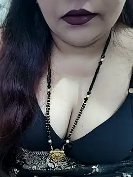 Snapshot of Mayuri77 chatting on September 12, 9:53 am Mayuri77 online show from September 12, 9:53 am