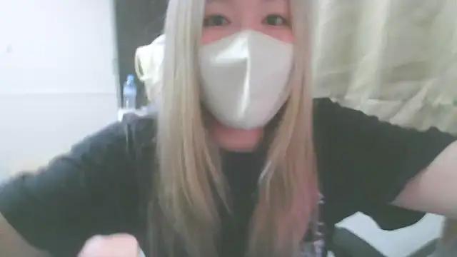 Remi official online show from February 25, 10:03 am