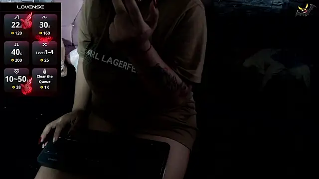 sofi bronw online show from March 9, 1:48 pm