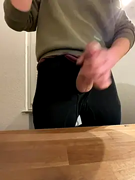 dirtyeeedii online show from November 24, 3:45 pm