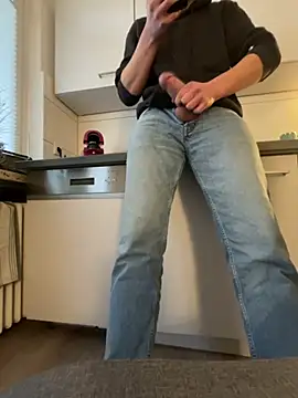 dirtyeeedii online show from December 4, 1:20 pm