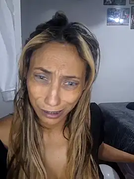 salome drasin online show from April 15, 6:31 am