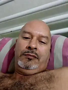Snapshot of Juan_45 chatting on July 2, 3:45 am Juan 45 online show from July 2, 3:45 am