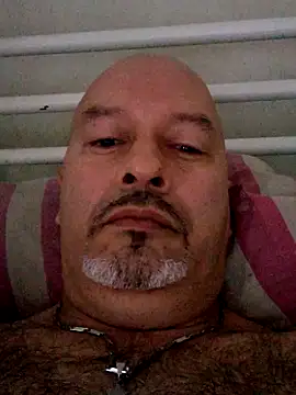 Snapshot of Juan_45 chatting on July 26, 12:23 pm Juan 45 online show from July 26, 12:23 pm
