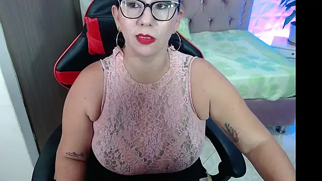 ashleylove prg online show from December 29, 6:45 am