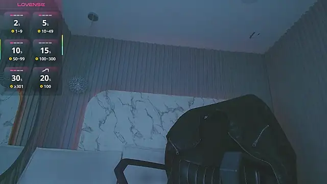 Franchesca De Luca online show from January 18, 1:42 am