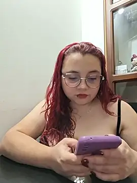 Snapshot of CURVY-HORNY chatting on July 12, 11:18 pm CURVY-HORNY online show from July 12, 11:18 pm