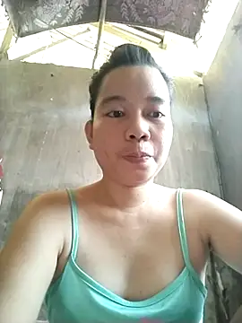 Snapshot of Pussy_delicious chatting on April 28, 2:27 am Pussy delicious online show from April 28, 2:27 am