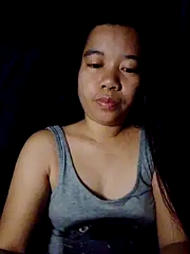 Snapshot of Pussy_delicious chatting on May 3, 8:15 pm Pussy delicious online show from May 3, 8:15 pm