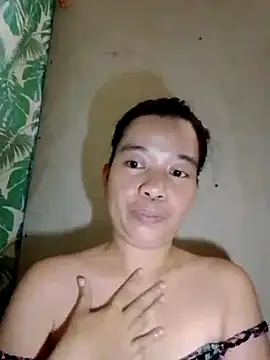 Snapshot of Pussy_delicious chatting on May 11, 2:39 am Pussy delicious online show from May 11, 2:39 am