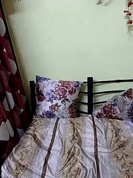 Snapshot of Cute-manisha chatting on February 15, 6:23 am Cute-manisha online show from February 15, 6:23 am