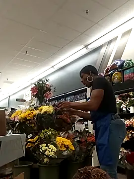 kobrashekyng online show from October 23, 3:00 pm