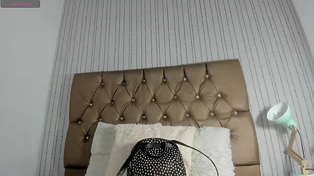 Snapshot of candymery chatting on October 14, 7:14 pm candymery online show from October 14, 7:14 pm