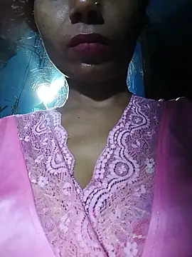 Snapshot of Kajal__Mehra chatting on May 12, 11:24 pm Kajal Mehra online show from May 12, 11:24 pm