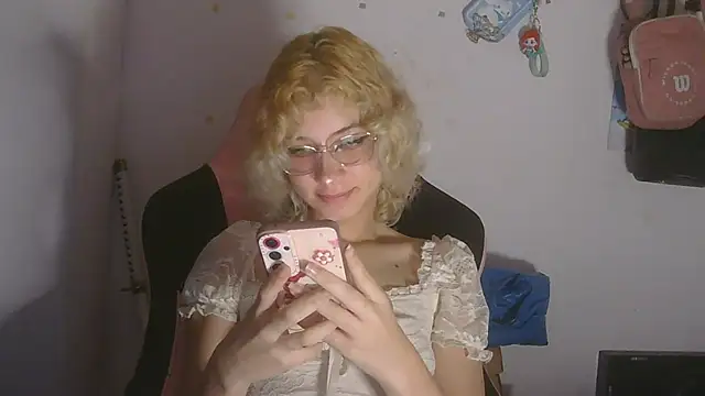 LadyhNigth online show from April 27, 11:25 pm