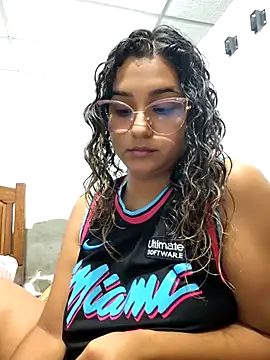 BrendaGirs online show from April 22, 2:14 am