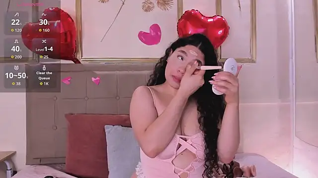 amandalee01 online show from February 15, 7:32 pm