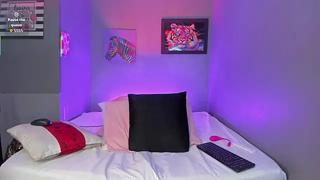 PammelaRoss1 online show from September 23, 5:16 pm