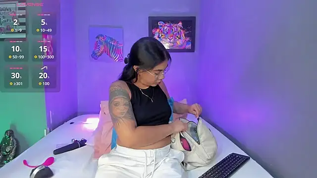 PammelaRoss1 online show from June 9, 5:13 pm