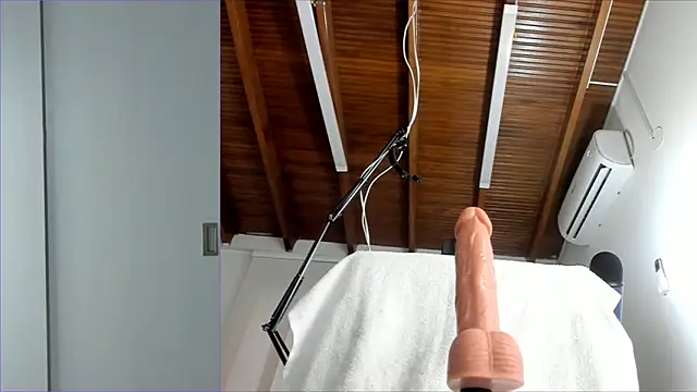 Lucy carter  online show from November 12, 1:55 pm